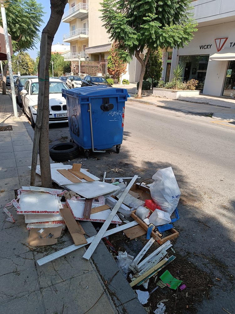 Λεωφόρος Παπανδρέου σκουπίδια