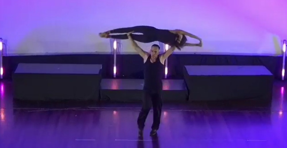 παράσταση χορού