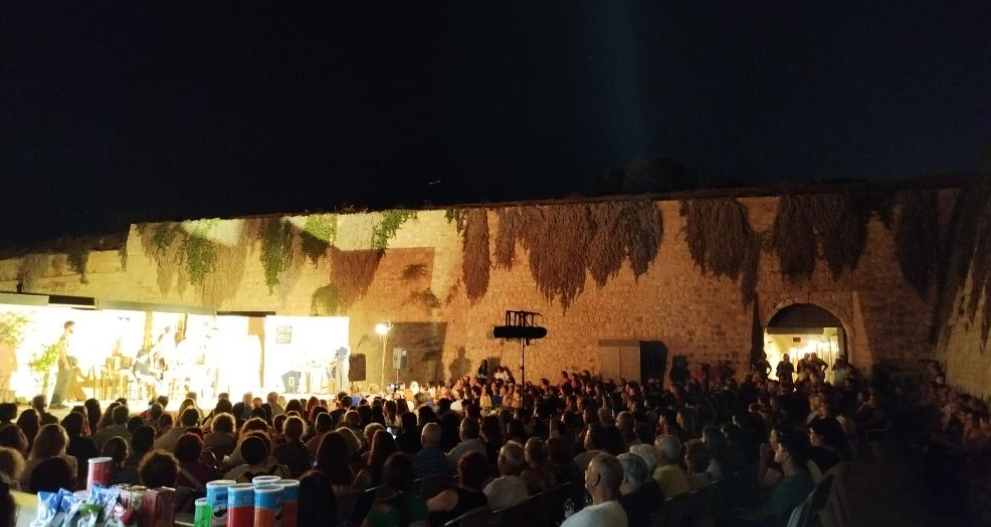 Θεατρική Παράσταση «Του Έρωτα τα γίβεντα»