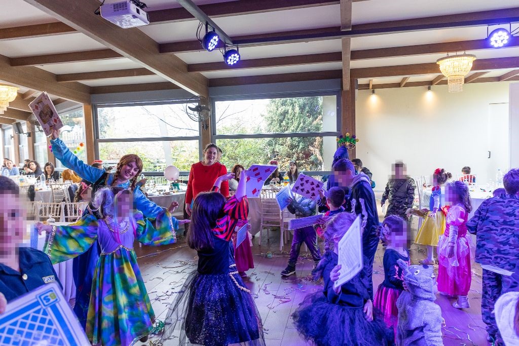 παρτυ Καράτζης