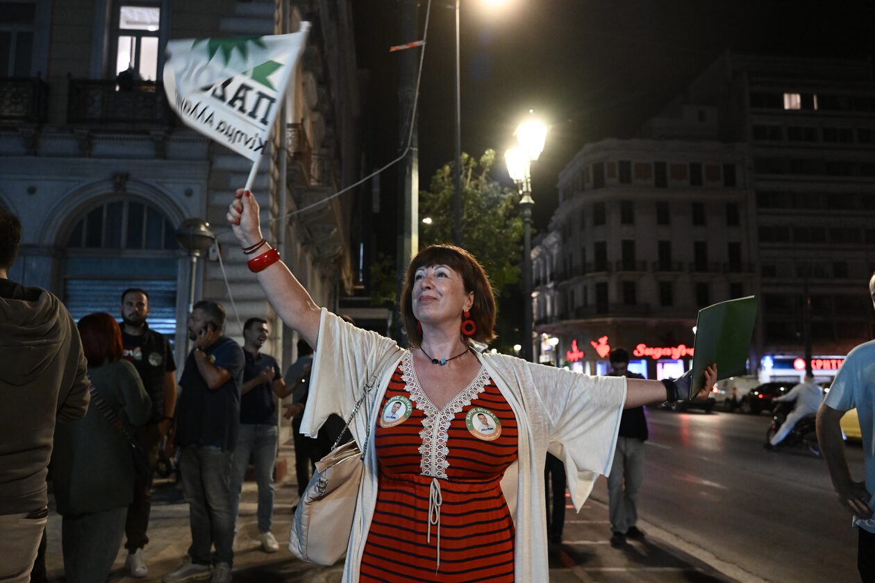 πασοκ σημαίες κέντρο Δούκας Εκλογές 2023