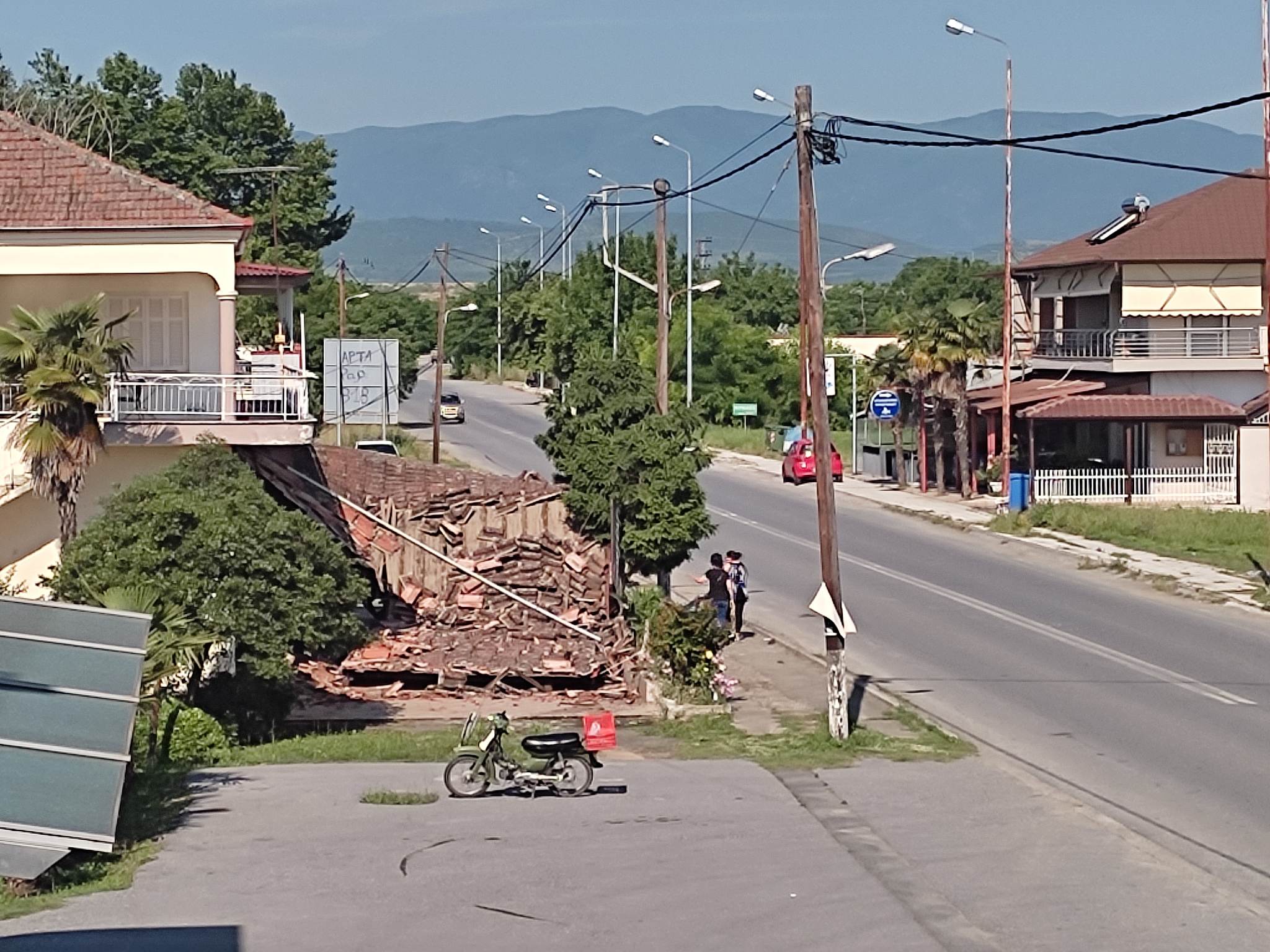 Σκύδρα αυτοκίνητο