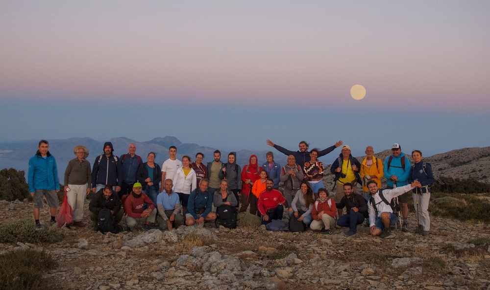 Πεζοπορία Πανσέληνος