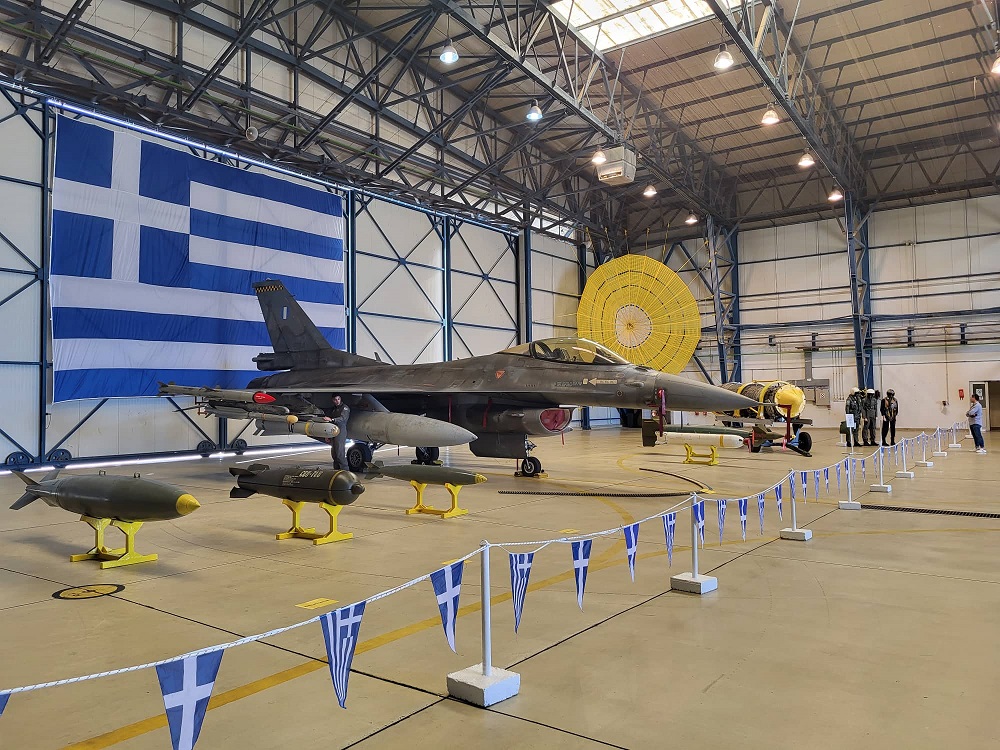 115 Πτέρυγα μάχης σημαία