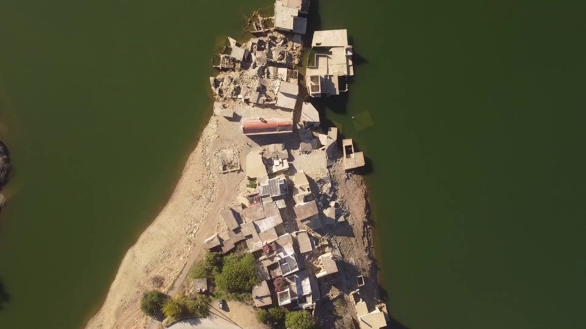 Σφενδύλι Ντοκιμαντέρ Μιχάλης Μπαστάκης