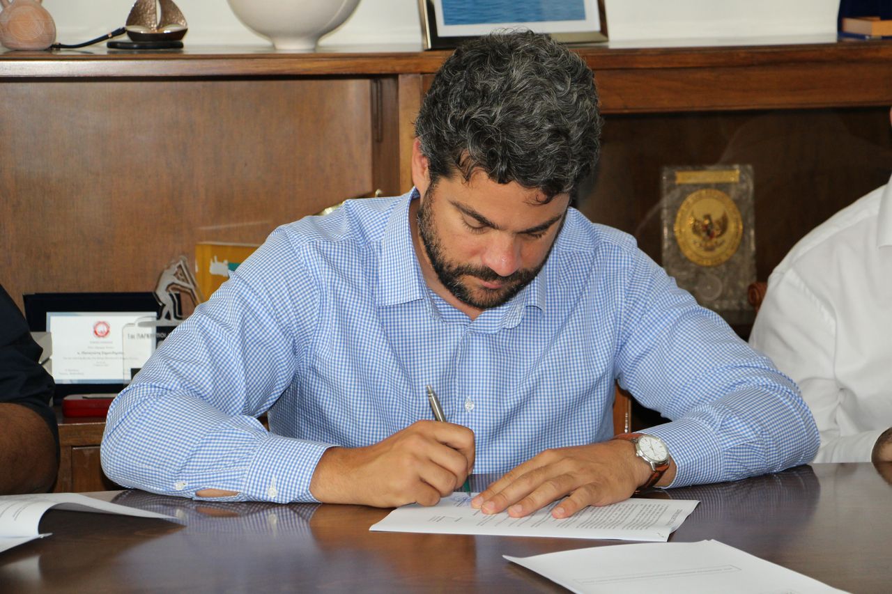 Σύμβαση Αθλητικές εγκαταστάσεις χανιά σημανδηράκης