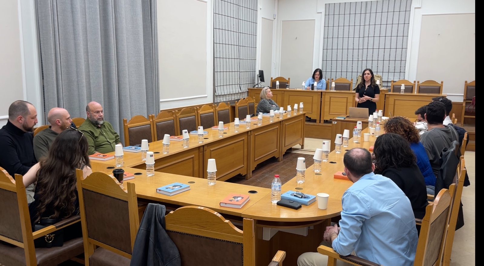 Πρώτη συνάντηση της οργανωτικής επιτροπής της Παγκρήτιας Συνέλευσης Νέων