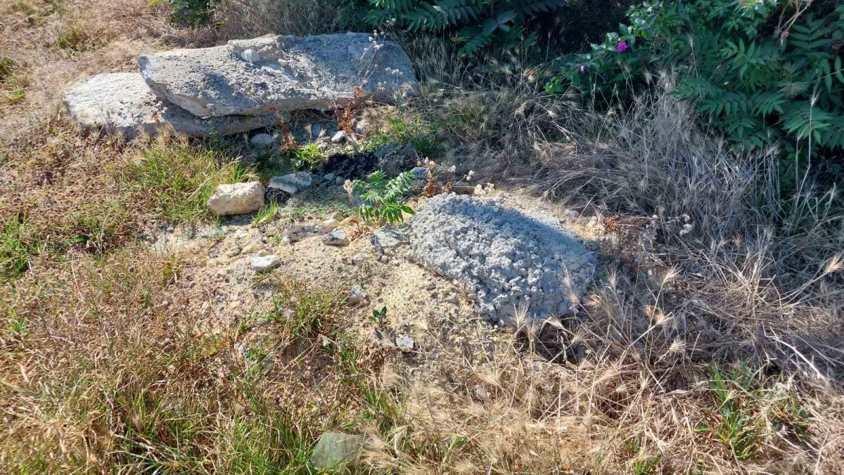 tafos kazantzaki mpaza