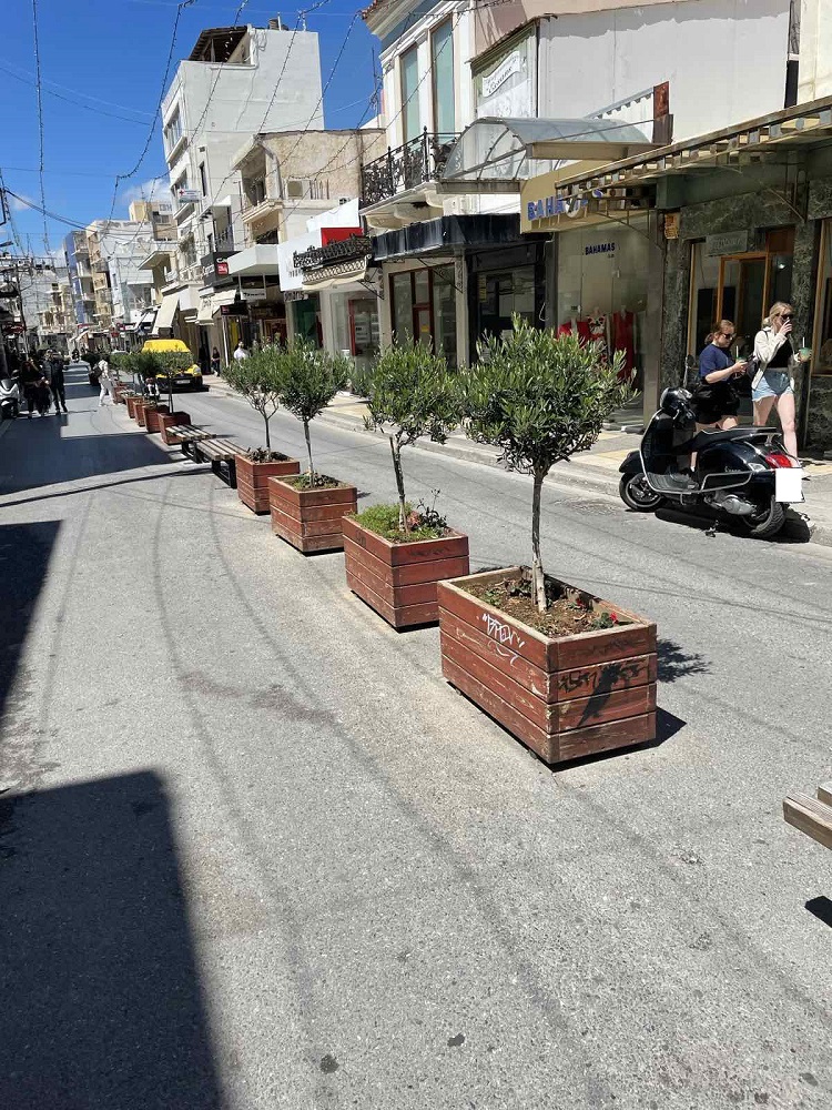 Τροφοδοσία καταστήματα Καλοκαιρινού