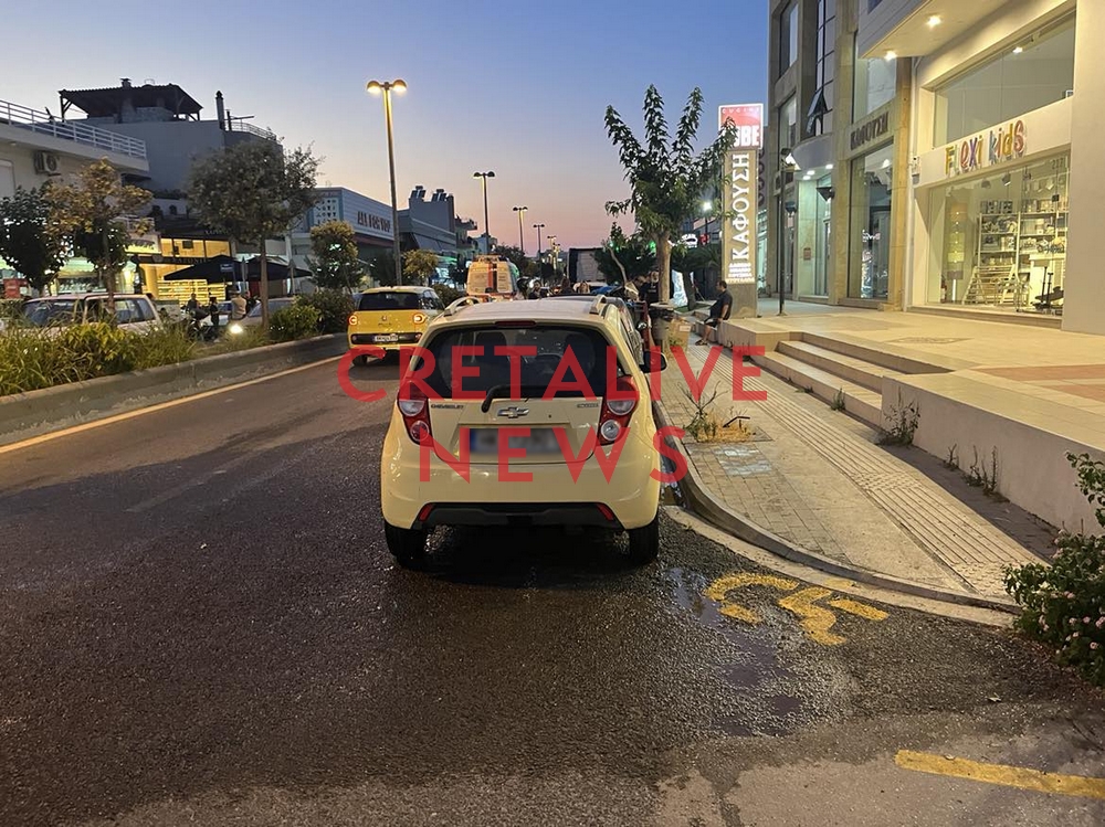 Τροχαίο Κνωσού τράκτορας