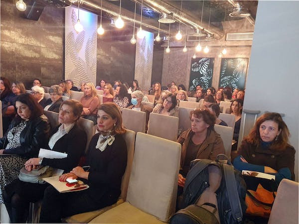 women do business Σύνδεσμος Μελών Γυναικείων Σωματείων Μητέρα Μονογονέας