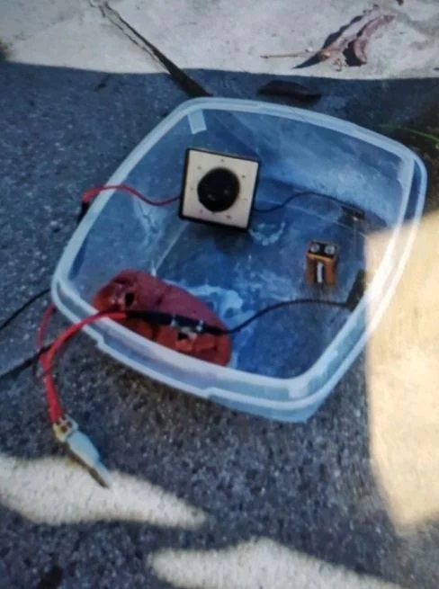 Βόμβα ΜΑΤ τάπερ