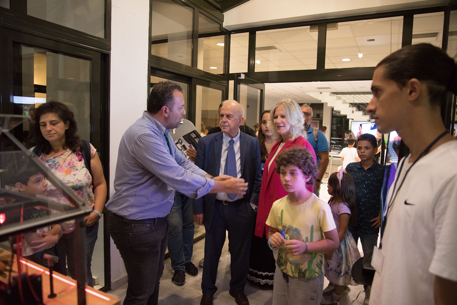 βραδιά ερευνητή