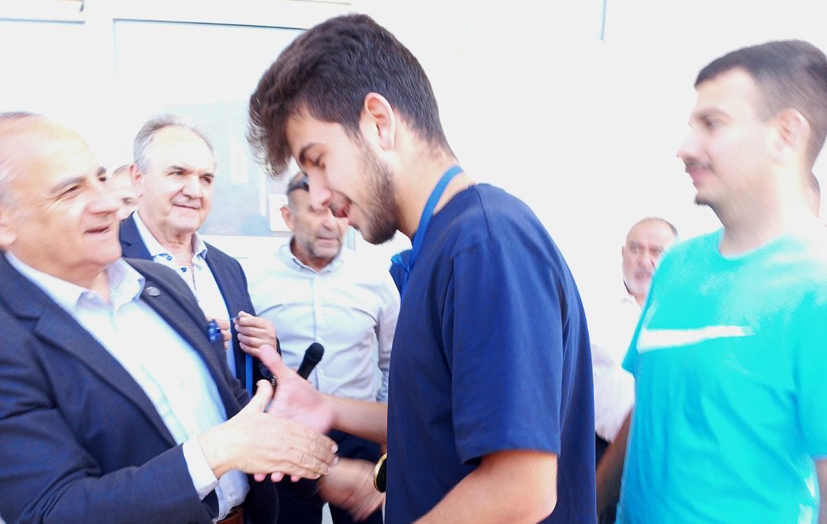 vraveysi omadas podosfairou