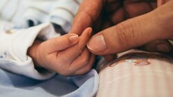 Ανοίγει αύριο η πλατφόρμα Α21 για το Επίδομα Παιδιού