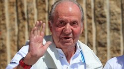 «Σταματήστε να με σκοτώνετε», απαντά ο Χουάν Κάρλος της Ισπανίας στις φήμες για την υγεία του