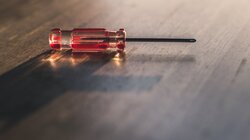 Επιχείρησε να "ανοίξει" ΑΤΜ με κατσαβίδι αλλά έπεσε στα χέρια των αστυνομικών