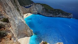 Υπεγράφη η προγραμματική σύμβαση μεταξύ Υπ. Οικονομικών και Δήμου Ζακύνθου για τη διάσωση του Ναυαγίου