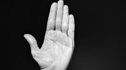 Ηράκλειο: στη φυλακή ο γιος που γρονθοκόπησε τη μητέρα του στη δουλειά της