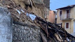 Κατάρρευση κτηρίου εξαιτίας της κακοκαιρίας στην Κέρκυρα