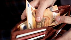 klirosi propliromenes kartes euro lefta