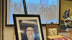 Ρέθυμνο: Με πάνδημη συμμετοχή η παρουσίαση του βιβλίου για τον μακαριστό π. Ιωάννη Πίτερη - Φωτογραφίες