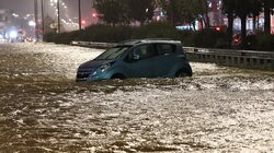 Κακοκαιρία: «Πνίγεται» η Αττική - Ποτάμια οι δρόμοι, εγκλωβισμένοι οι οδηγοί