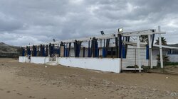 Φώτα αναμμένα και τον χειμώνα στην Πλάζ Καρτερού