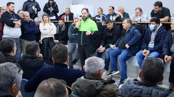 Αγρότες, Σύσκεψη, Μπλόκα