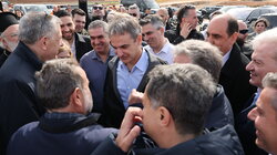 Μητσοτακης αεροδρομιο καστελλι