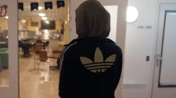 Φρίκη στην Ολλανδία: Φοιτητές και φοιτήτριες ζούσαν μαζί με πρόσφυγες και έπεσαν θύματα βιασμών και κακοποιήσεων