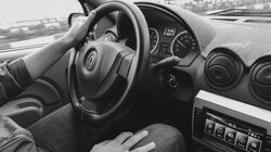 οδηγος αυτοκινητο