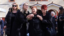 Βιολάντα, Κηδεία Ελένης Κατσαρού