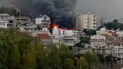 Χαλκίδα: Mεγάλη φωτιά κατέστρεψε πολυκατοικία - Ενα άτομο στο νοσοκομείο