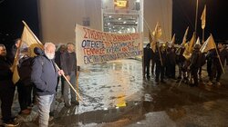 αγροτες κρήτη πειραιας