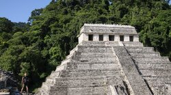 Νέα έρευνα ανατρέπει όλα όσα πιστεύαμε για τους Μάγια: Ο μυστηριώδης πολιτισμός τους, η μεγάλη σφαγή και οι εξωγήινοι