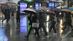 Κρήτη: Από την αφρικανική σκόνη... ξανά στις βροχές και στις καταιγίδες - Πιθανότητα και για χαλάζι!