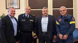 Σεληνιωτάκης Καλογερής 