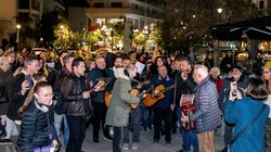 Ρέθυμνο: Οι ρομαντικές καντάδες αναβίωσαν στην παλιά πόλη!