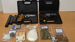 Κοκαϊνη, Όπλα, Χανιά