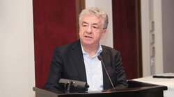 Αρναουτάκης, περιφερειακό συμβούλιο 