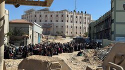 Στον «πάγο» το σχέδιο του Τραμπ για τη Γάζα στη σκιά του πολέμου με το Ιράν