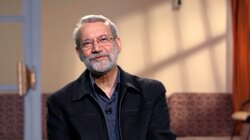 Λαριτζανί σε Μακρόν: Η ασφάλεια στα στενά του Ορμούζ δεν θα αποκατασταθεί όσο συνεχίζεται ο πόλεμος