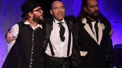 Μεσοπέλαγα, Φεστιβάλ Αντίβαρο