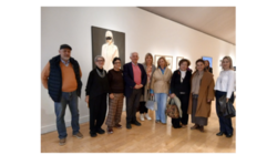 Στο Μουσείο Μπενάκη ο ιστορικός σύλλογος Ρεθυμνίων Αττικής “Το Αρκάδι” για την εικαστική έκθεση «Είσαι ότι φοράς»