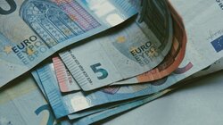 αναδρομικά