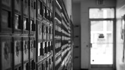 Θυρίδες, Κούριερ