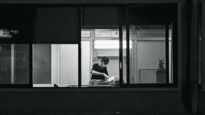 Κορωνοϊός: Το καλό και το μαύρο σενάριο με τη μετάλλαξη Όμικρον