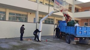 Με ολικό λίφτινγκ στις σχολικές αυλές, το «ποδαρικό» στο Μαλεβίζι!