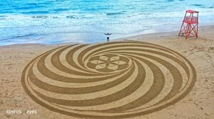 Ένα "στολίδι" στην παραλία του Αρίνα